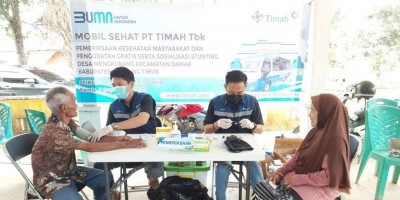 Ratusan Masyarakat Mengkubang Manfaatkan Pelayanan Kesehatan Gratis di Mobil Sehat PT Timah Tbk