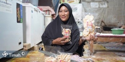 Ampiang Ikan Raisyah Tetap Eksis, Program PUMK PT Timah Tbk Bantu Promosikan Produk Dahlena